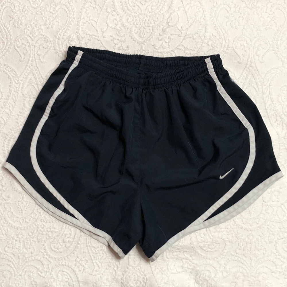 Nike Women's Navy Blue/White Trim Dri Fit Athletic Running Shorts Size Small